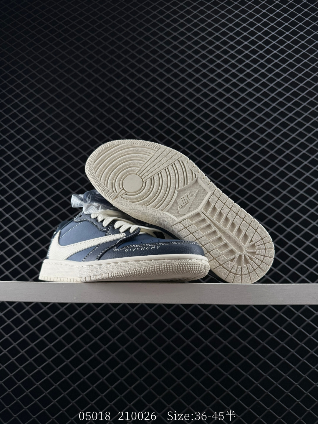 Travis Scott x Air Jordan 1 ” Reverse Mocha “